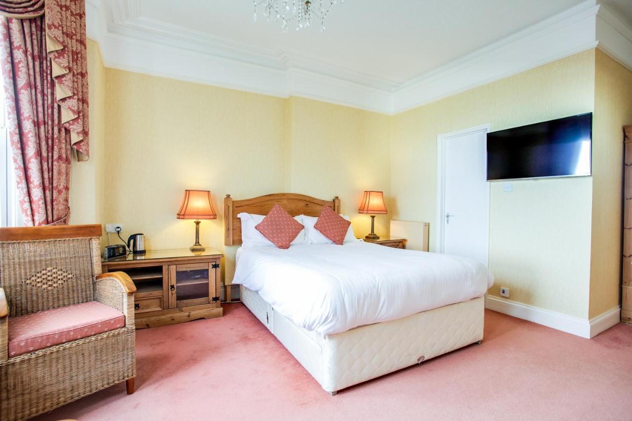 Summerhill 4*